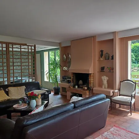 Comme Chez Vous Oda ve Kahvaltı Briis-sous-Forges