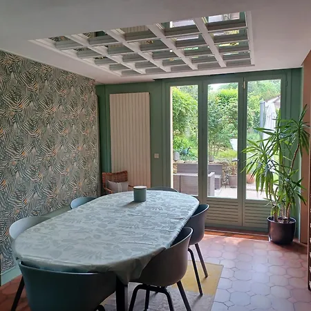 Oda ve Kahvaltı Comme Chez Vous *